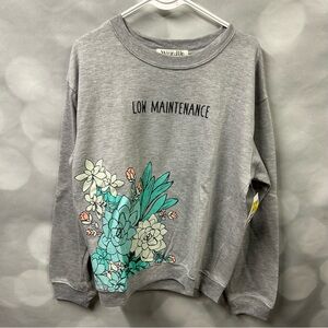 NWT Wound Up ‘Low Maintenance’ crewneck grey sweatshirt in size medium